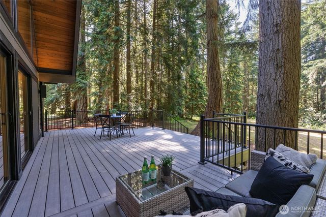 12930 SW 204th Street, Vashon, WA 98070