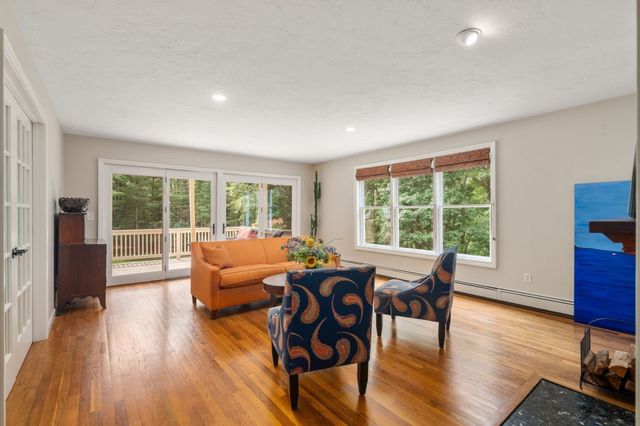 3 Goulding St. East, Sherborn, MA 01770