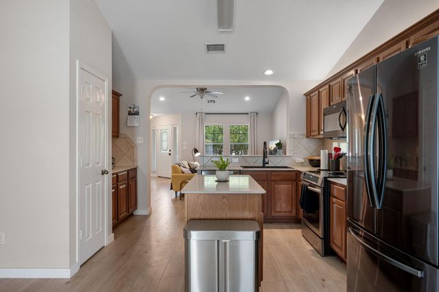 803 Brazos Bend DR, Cedar Park, TX 78613
