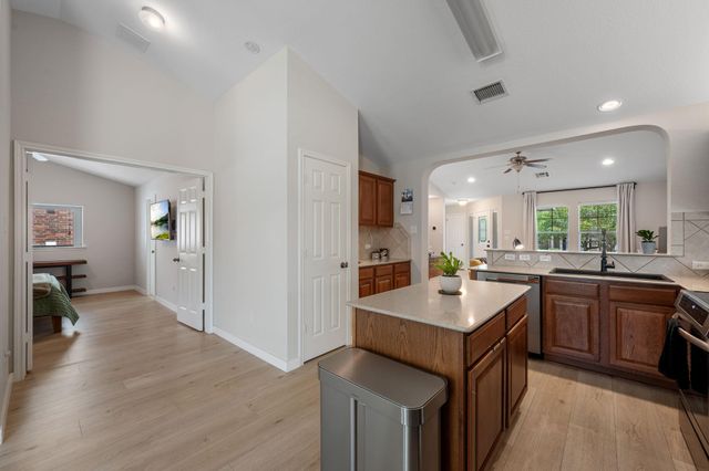 803 Brazos Bend DR, Cedar Park, TX 78613