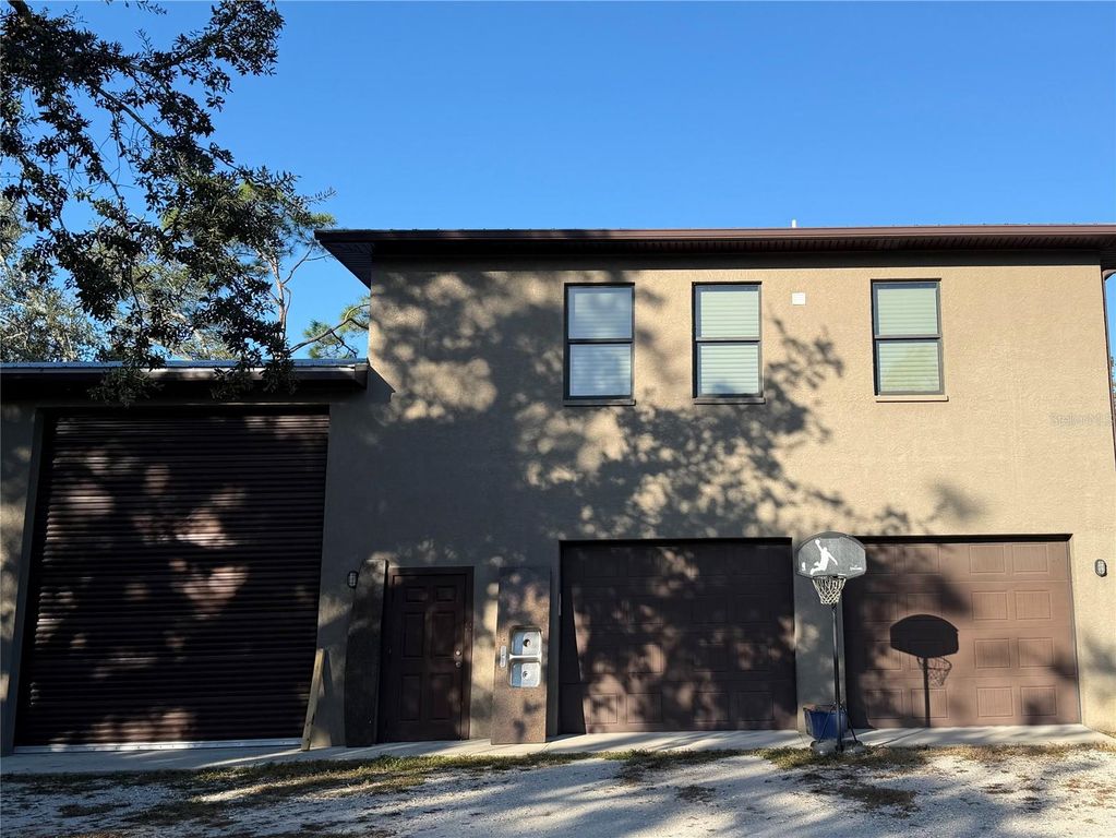 2520 57TH STREET E, Bradenton, FL 34208