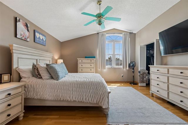 11415 WHISPERING HOLLOW, Tampa, FL 33635