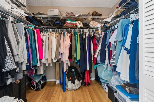 11415 WHISPERING HOLLOW, Tampa, FL 33635