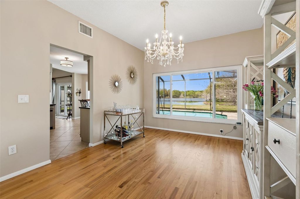 Image 13 of property listing at 11415 WHISPERING HOLLOW, Tampa, FL 33635