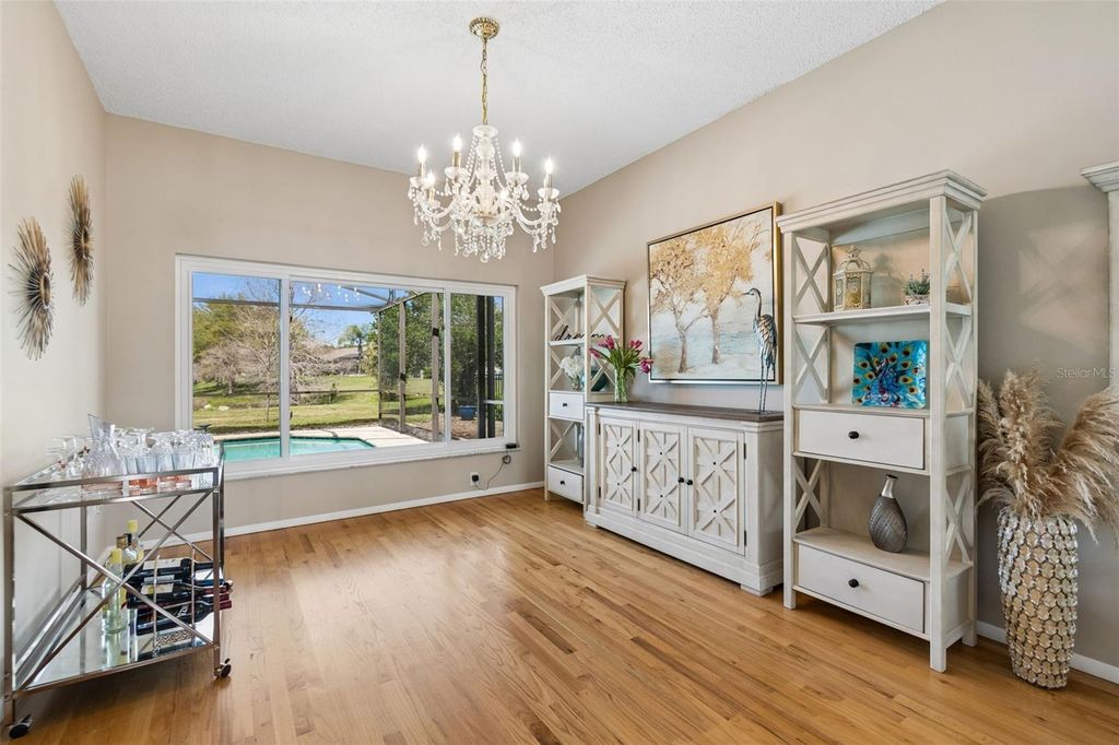 Image 3 of property listing at 11415 WHISPERING HOLLOW, Tampa, FL 33635