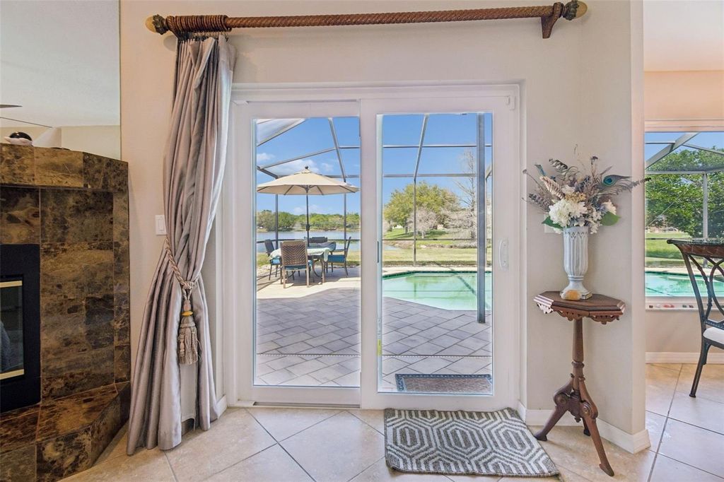 Image 22 of property listing at 11415 WHISPERING HOLLOW, Tampa, FL 33635