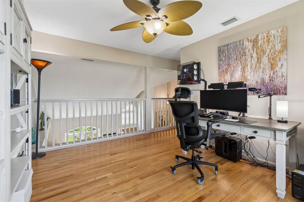 Image 36 of property listing at 11415 WHISPERING HOLLOW, Tampa, FL 33635