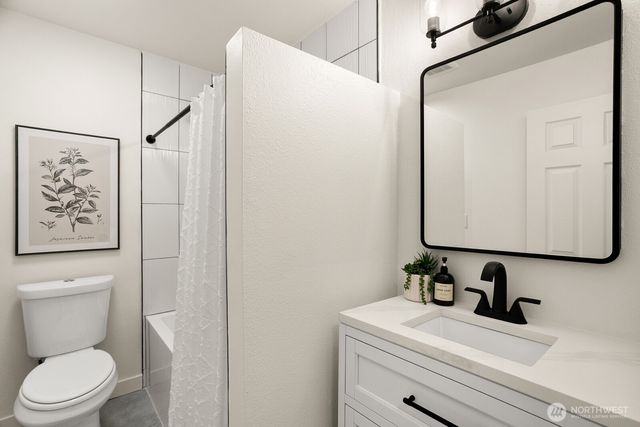 3960 SW Austin Street, Seattle, WA 98136