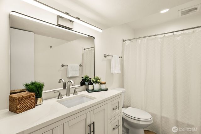 3960 SW Austin Street, Seattle, WA 98136