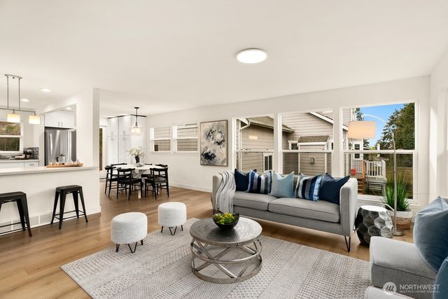 3960 SW Austin Street, Seattle, WA 98136