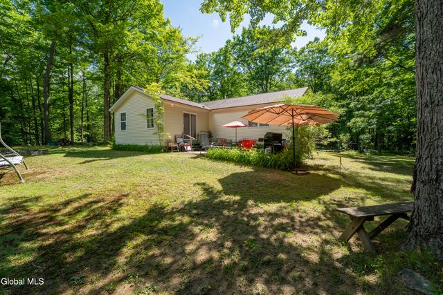 6010 Greens Corner Road, Galway, NY 12074