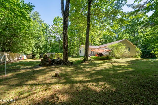 6010 Greens Corner Road, Galway, NY 12074