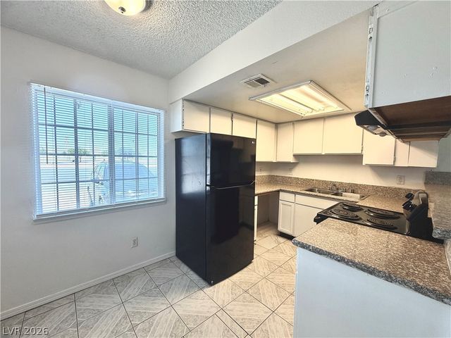 3427 East Cheyenne Avenue A, North Las Vegas, NV 89030