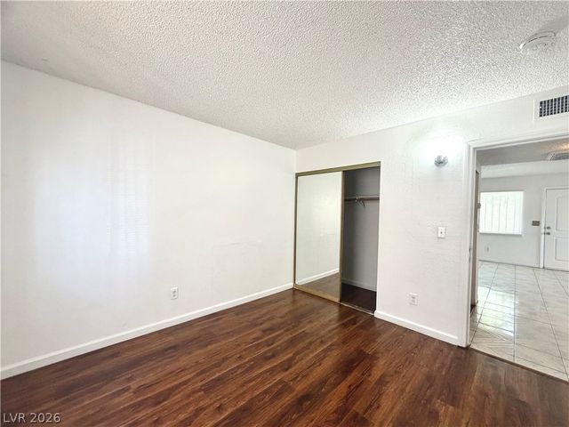 3427 East Cheyenne Avenue A, North Las Vegas, NV 89030