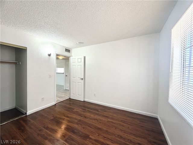 3427 East Cheyenne Avenue A, North Las Vegas, NV 89030