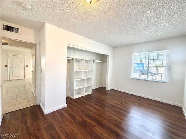 3427 East Cheyenne Avenue A, North Las Vegas, NV 89030
