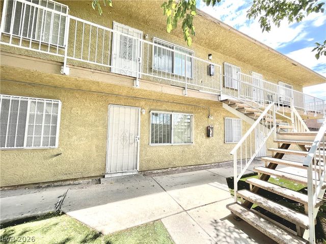 3427 East Cheyenne Avenue A, North Las Vegas, NV 89030