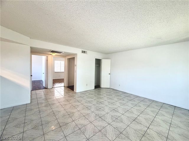 3427 East Cheyenne Avenue A, North Las Vegas, NV 89030