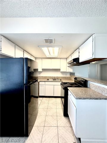 3427 East Cheyenne Avenue A, North Las Vegas, NV 89030
