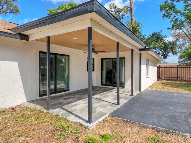 1652 LARKIN ROAD, Spring Hill, FL 34608