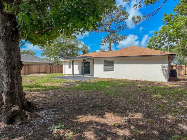 1652 LARKIN ROAD, Spring Hill, FL 34608