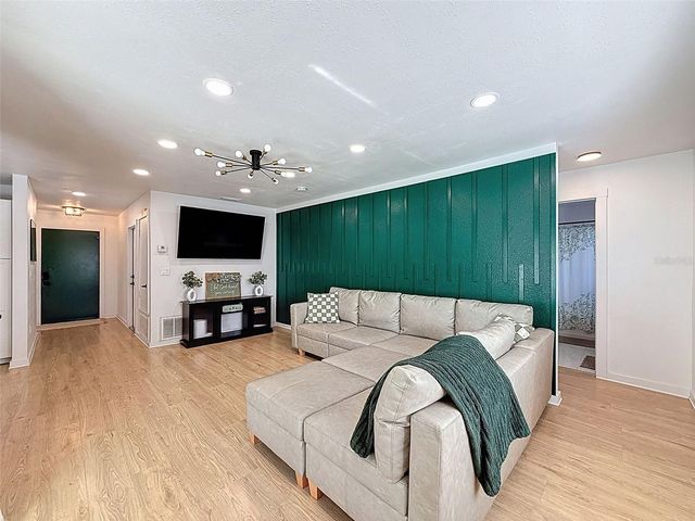 1652 LARKIN ROAD, Spring Hill, FL 34608