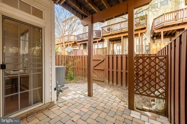 4111 RIVER FORTH DR, Fairfax, VA 22030
