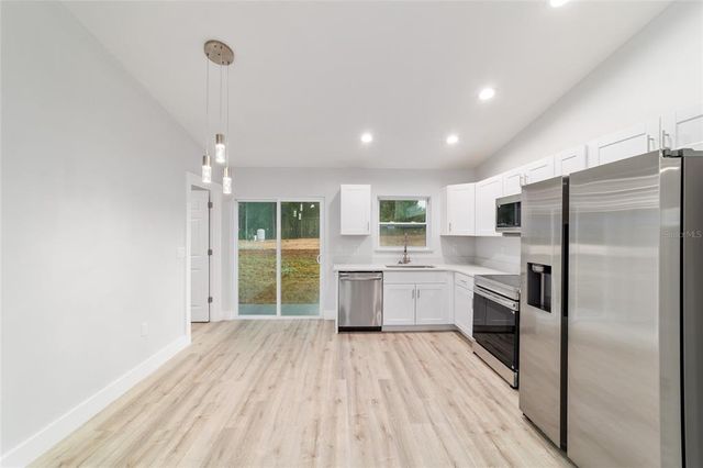 15751 SW 14TH STREET, Ocala, FL 34481