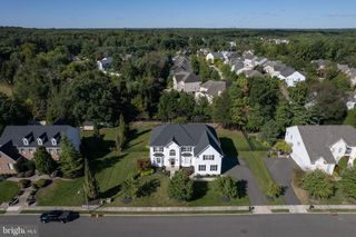 13 RICHLAND DR, Mount Laurel, NJ 08054