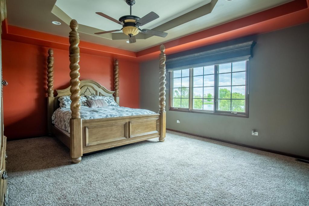 Image 39 of property listing at 2910 Ryan Drive, New Lenox, IL 60451