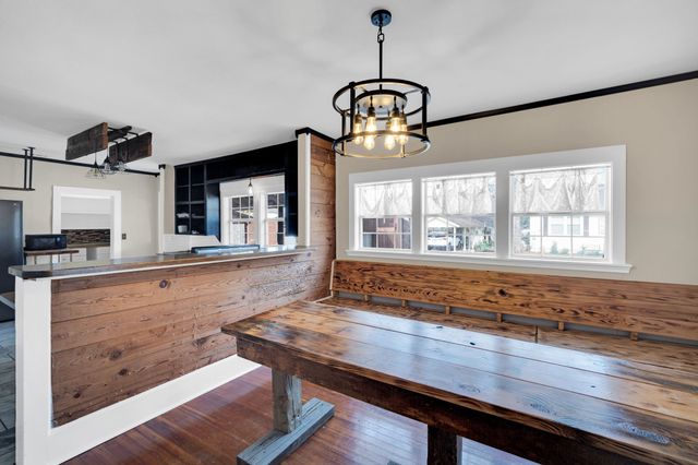 119 W University Avenue, Waxahachie, TX 75165