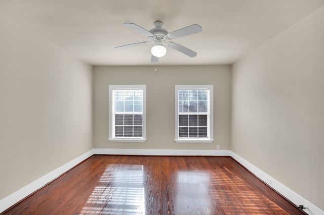 119 W University Avenue, Waxahachie, TX 75165