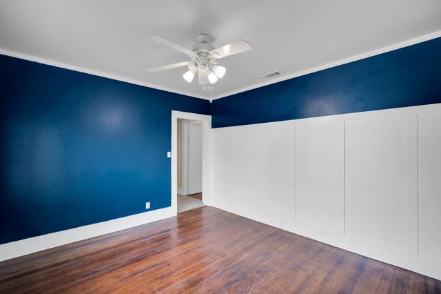 119 W University Avenue, Waxahachie, TX 75165