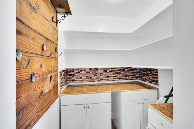 119 W University Avenue, Waxahachie, TX 75165