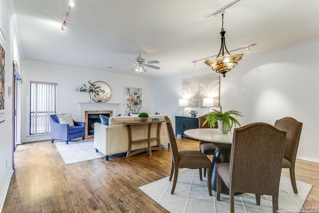 1022 Navarro St Apt 306, San Antonio, TX 78205