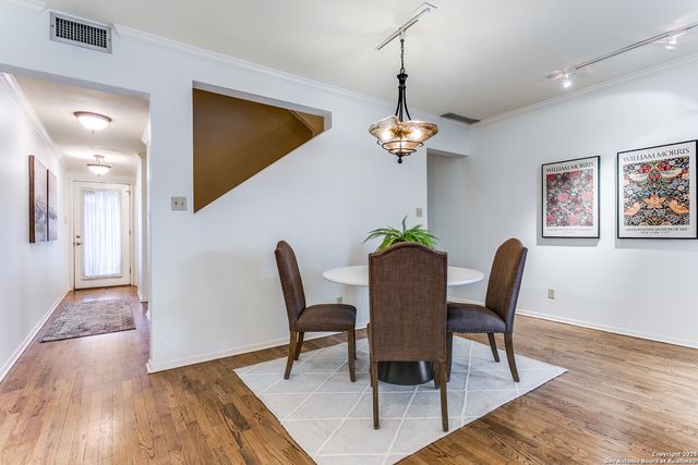 1022 Navarro St Apt 306, San Antonio, TX 78205