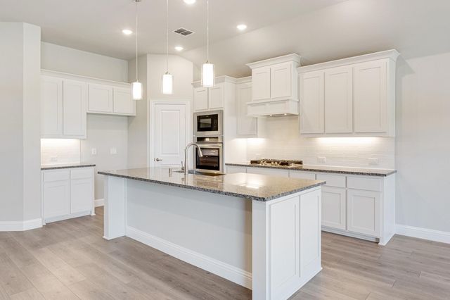 148 Kingfisher Lane, Aledo, TX 76008