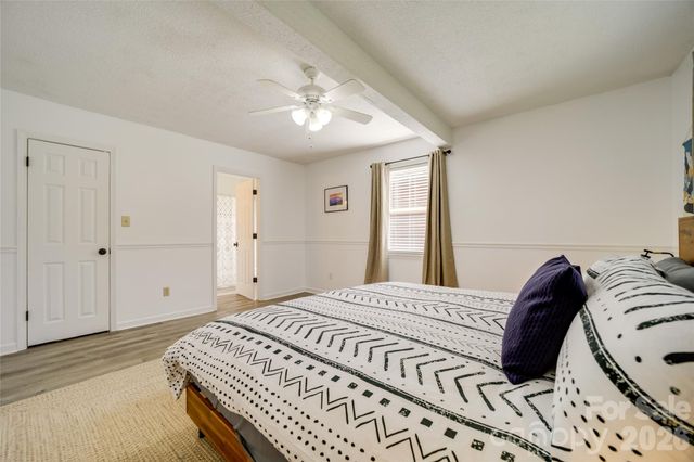 24 Oakwood Road, Candler, NC 28715