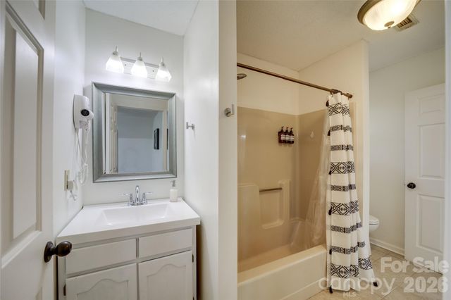 24 Oakwood Road, Candler, NC 28715