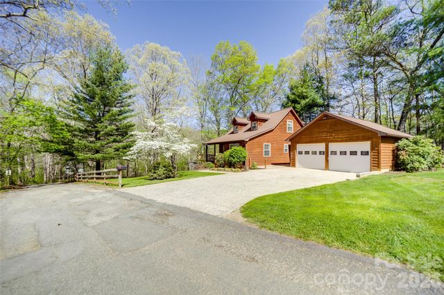 24 Oakwood Road, Candler, NC 28715