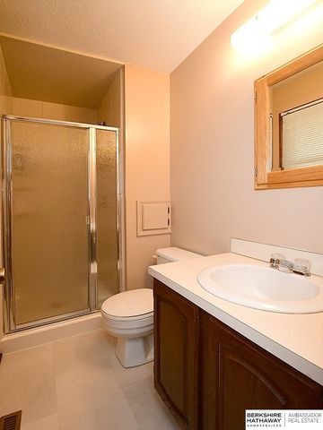 11316 Y Street, Omaha, NE 68137