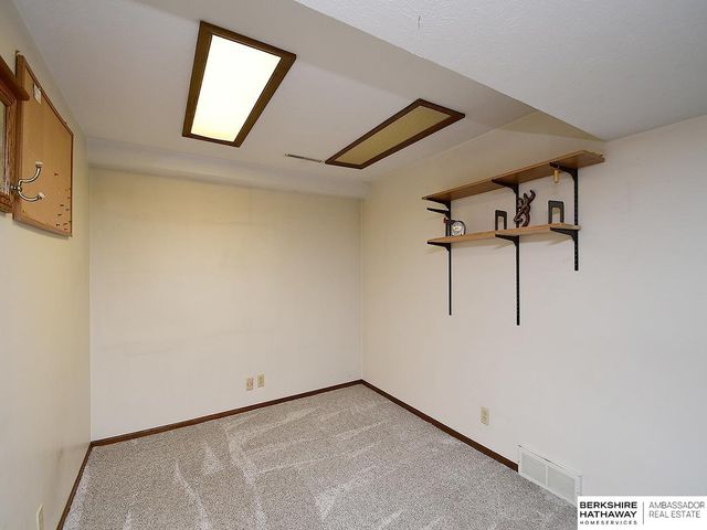 11316 Y Street, Omaha, NE 68137