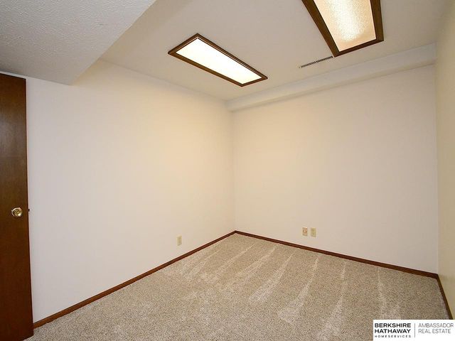 11316 Y Street, Omaha, NE 68137