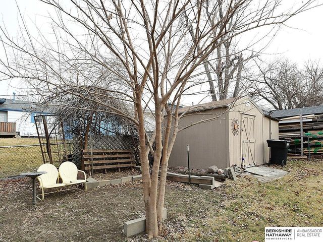 11316 Y Street, Omaha, NE 68137