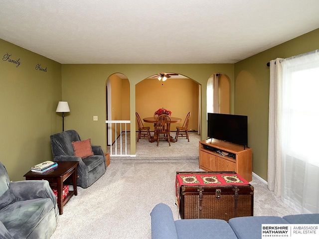 11316 Y Street, Omaha, NE 68137