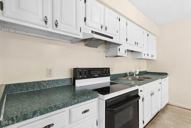 813 Rosemary Street, Erwin, NC 28339