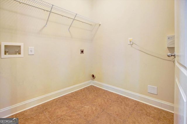 6820 Search Light Trail, Stonecrest, GA 30038