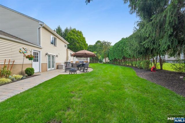 18 Murray Road, Montvale, NJ 07645