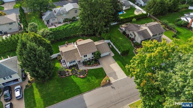 18 Murray Road, Montvale, NJ 07645