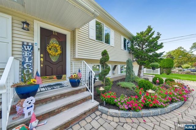 18 Murray Road, Montvale, NJ 07645